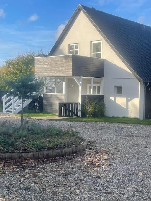 2 Bedroom Apartment Near The Sea Tisvilde Exteriör bild