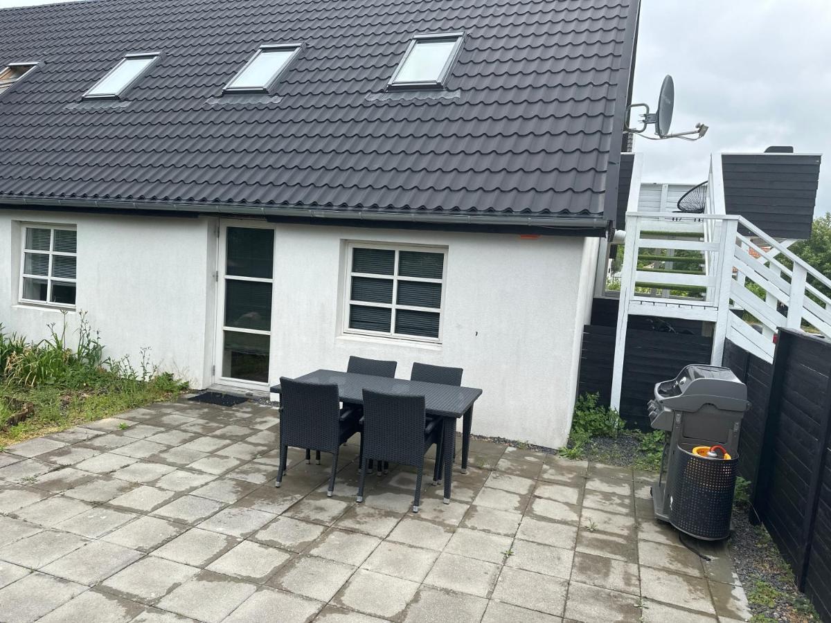 2 Bedroom Apartment Near The Sea Tisvilde Exteriör bild